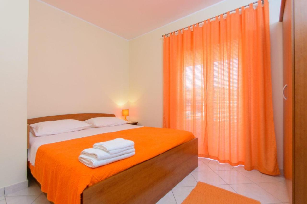 Apartments Anton Vinisce Ngoại thất bức ảnh